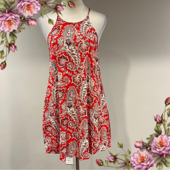 American Eagle Outfitters Dresses & Skirts - American Eagle Outfitters Red Paisley Halter mini Dress size small